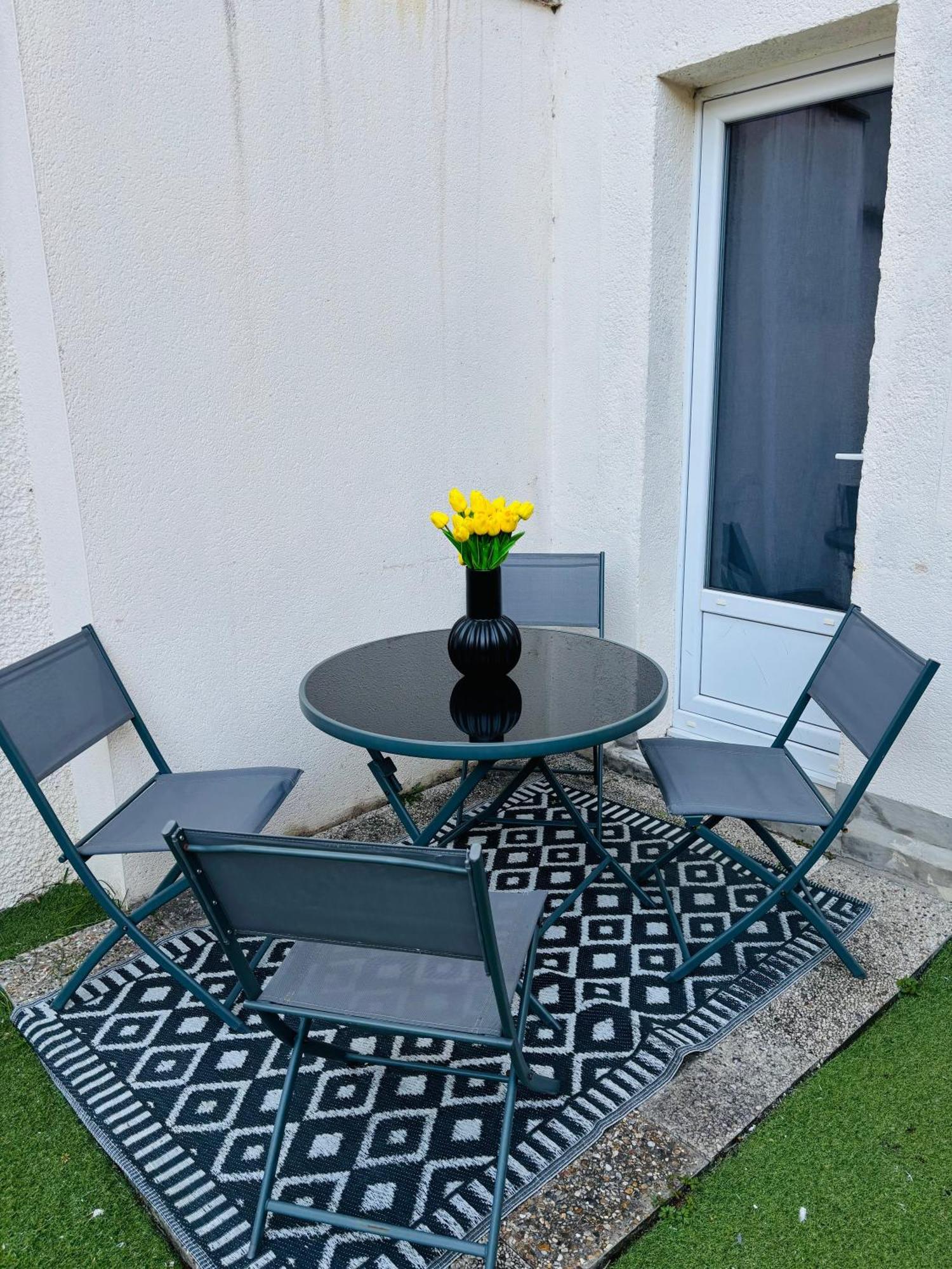 Petille En Champagne - 1 Chambre - Terrasse Épernay Eksteriør bilde